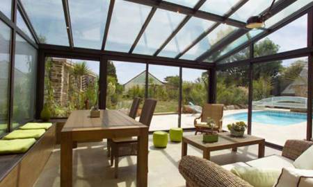 Installation d'une v�randa sur-mesure � Hy�res